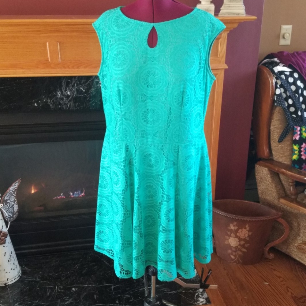 London Style size 18w lace dress